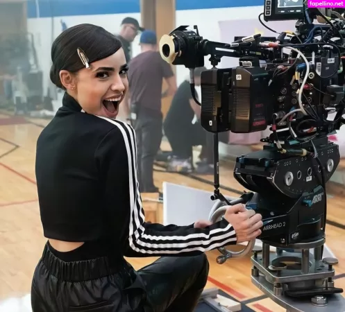 Sofia Carson OnlyFans Thumbnail #vVfVeTgkik
