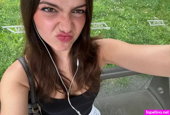 Sofia Cerio OnlyFans Thumbnail #6Ty6vP6LNU