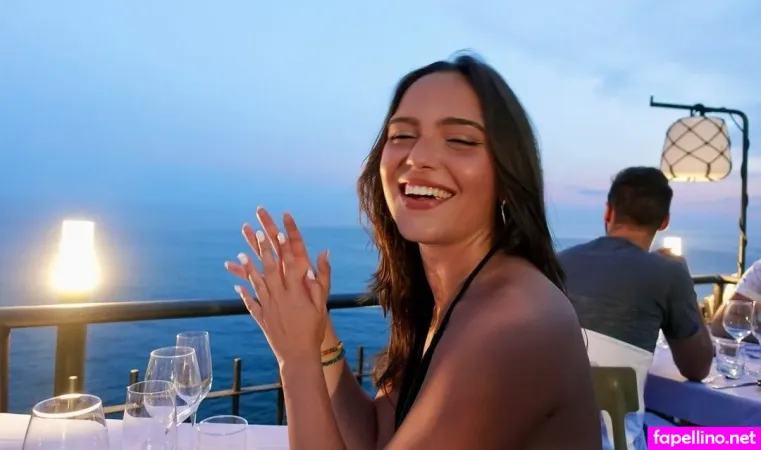 Sofia Cerio OnlyFans Thumbnail #N49IoGDsbg