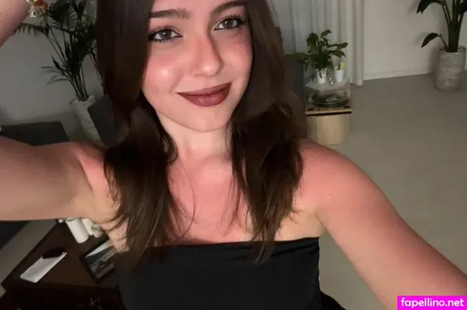 Sofia Cerio OnlyFans Thumbnail #ylC58SckDH