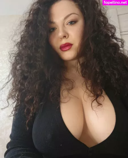 Sofia Curly 2 OnlyFans Thumbnail #hSTEuq6iEB