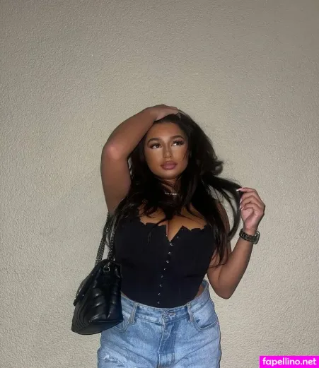 Sofia Deroian OnlyFans Thumbnail #620DQzHPGo