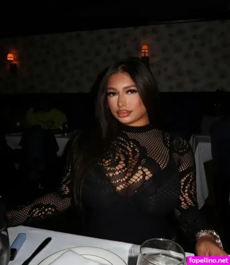 Sofia Deroian OnlyFans Thumbnail #QuHdEMUAmx