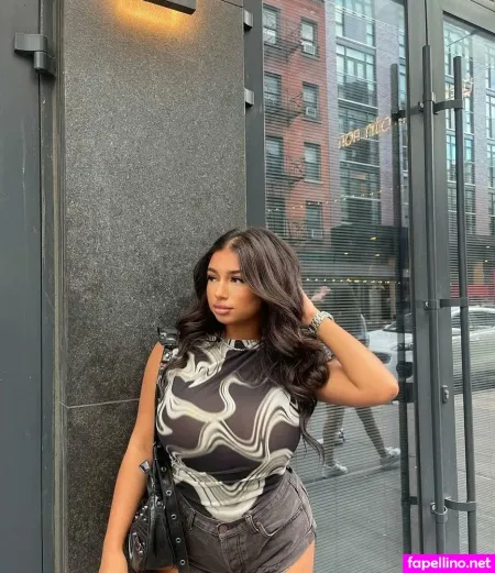 Sofia Deroian OnlyFans Thumbnail #gbEMV4hyaD