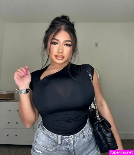 Sofia Deroian OnlyFans Thumbnail #gdvmuISGJK