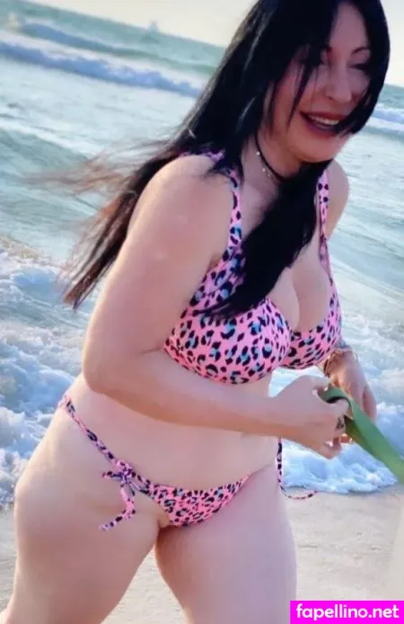 Sofia Dvir 1 OnlyFans Thumbnail #CvrO3TYPvw