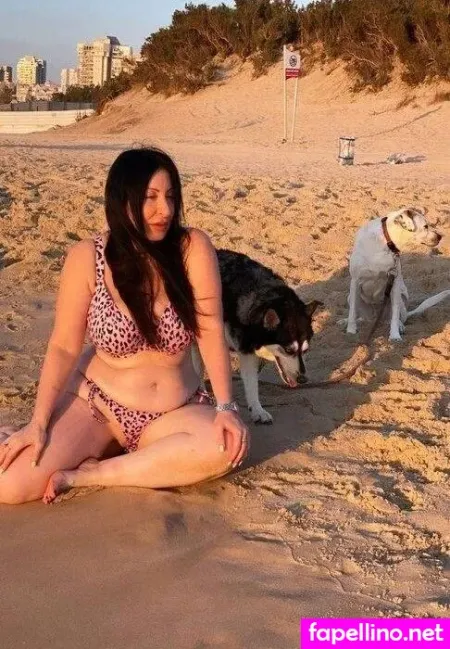 Sofia Dvir 1 OnlyFans Thumbnail #TnNnm28iht