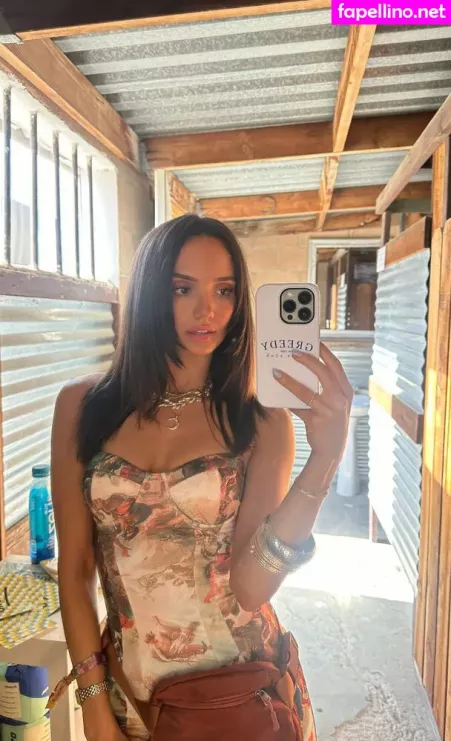 Sofia Franklyn OnlyFans Thumbnail #DoSOf5btJ2