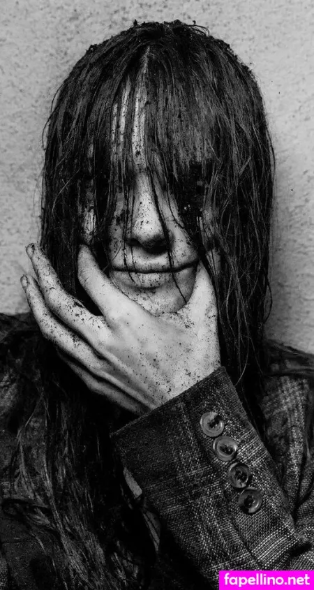 Sofia Isella OnlyFans Thumbnail #s124HhDQLw