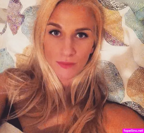 Sofia Jakobsson OnlyFans Thumbnail #Zw9rENdFd3