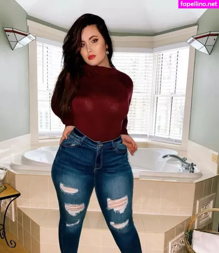 Sofia Macbeth OnlyFans Thumbnail #eGg8RQWdsd