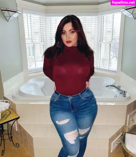 Sofia Macbeth OnlyFans Thumbnail #f5DZAKlk9R