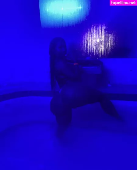 Sofia Madonaldo OnlyFans Thumbnail #xQPKmWl5si