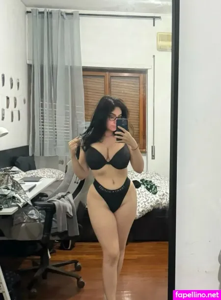 Sofia Mina 1 photo