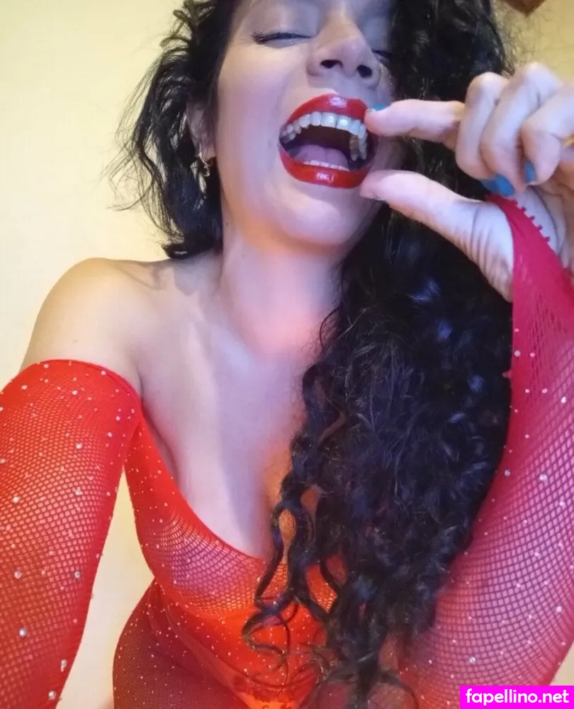 missbrunettee_, sofia_missbrunette Nude Leaked OnlyFans Photo #LXMrx2K9pI