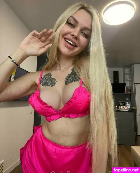 Sofia Moor OnlyFans Thumbnail #A5QS5UOYSg