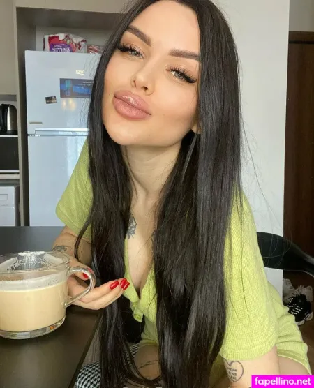 Sofia Moor Main Profile Photo