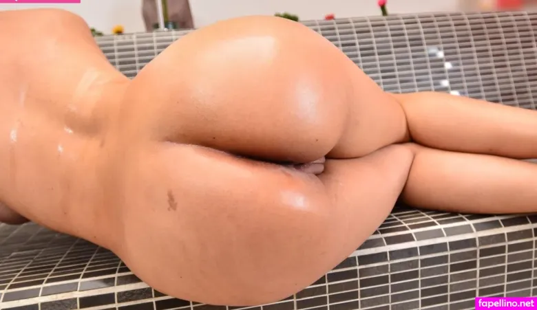 Sofia Nix OnlyFans Thumbnail #S79aYju9ao