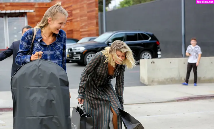 Sofia Richie OnlyFans Thumbnail #5lJGkWy2AE