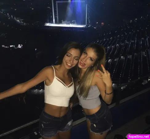 Sofia Severino OnlyFans Thumbnail #0KNi00twu2