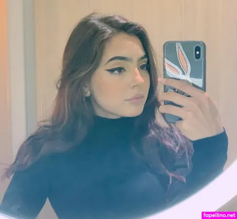 Sofia Silva 2 OnlyFans Thumbnail #HAL8xOGXIa