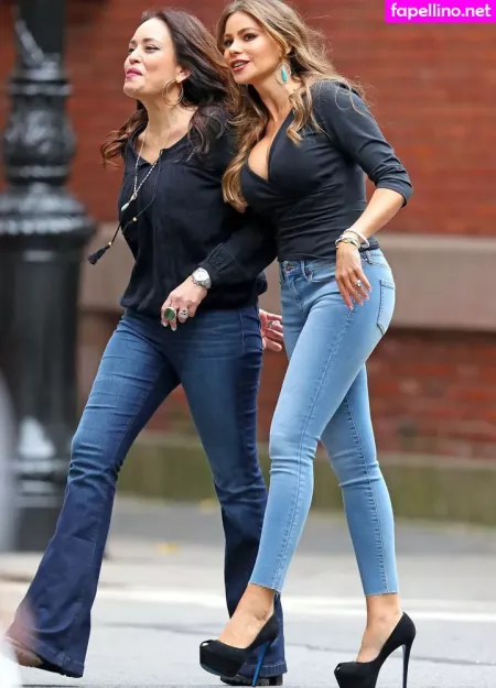 Sofia Vergara OnlyFans Thumbnail #Hm5o4OW7WL