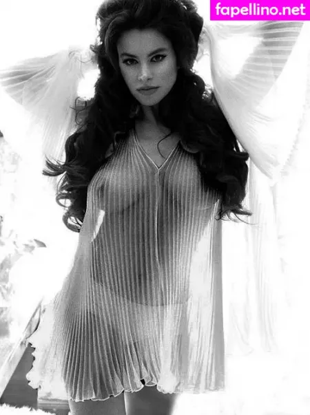 Sofia Vergara OnlyFans Thumbnail #dCuysaW48M