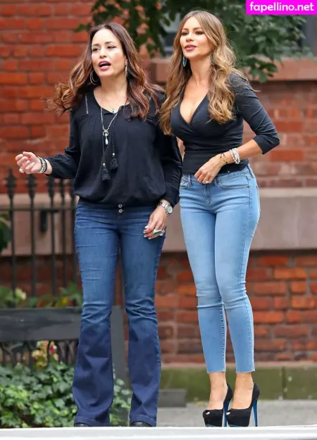 Sofia Vergara OnlyFans Thumbnail #jQvihK1X62