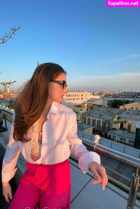 Sofiaa2307 OnlyFans Thumbnail #VVM5wpf5dE