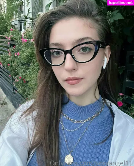 Sofiaa2307 OnlyFans Thumbnail #kXbCAZbSuS