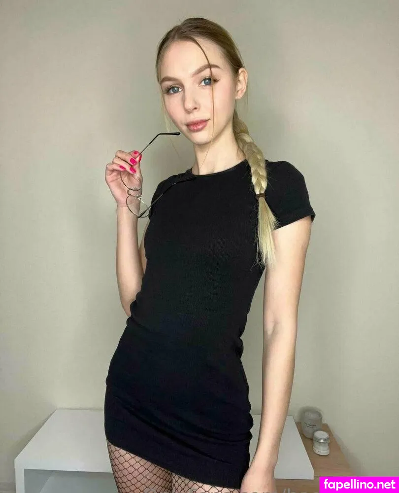 sofiaaaparker, sofiaaaparkerlife Nude Leaked OnlyFans Photo #6j53RkSDVn