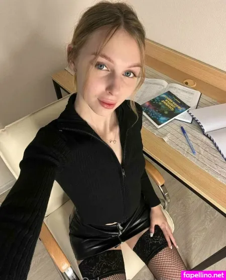 Sofiaaaparker OnlyFans Thumbnail #LqPEX5NIj1