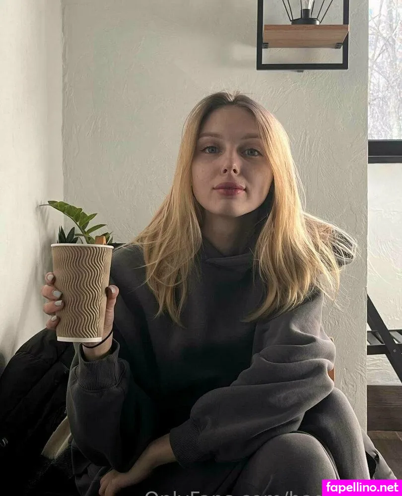 sofiaaaparker, sofiaaaparkerlife Nude Leaked OnlyFans Photo #lfzB5YEDyY