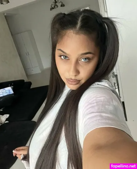 Sofiaacutiee OnlyFans Thumbnail #Ncei48DCI8