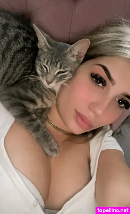 Sofiaarmes OnlyFans Thumbnail #s7Gzhy1j97