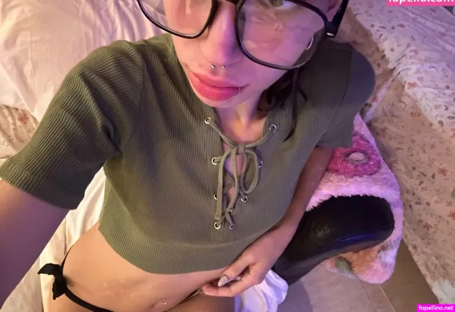 Sofiakye OnlyFans Thumbnail #VkzGTCZuZm