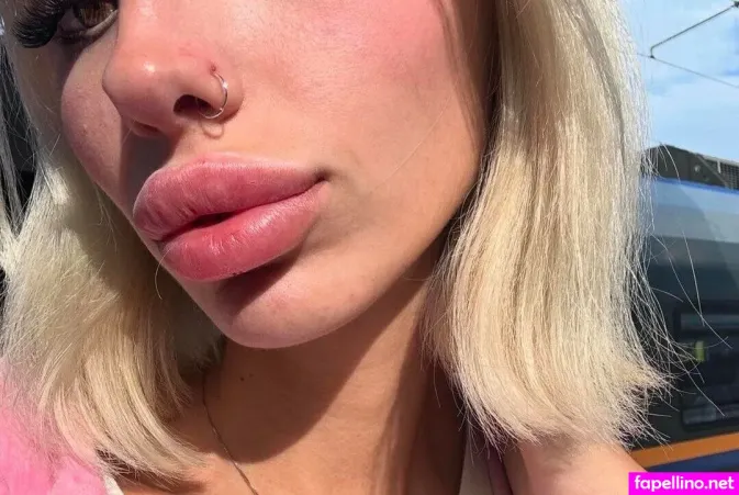 Sofiamasiii OnlyFans Thumbnail #df4ORMHMy1