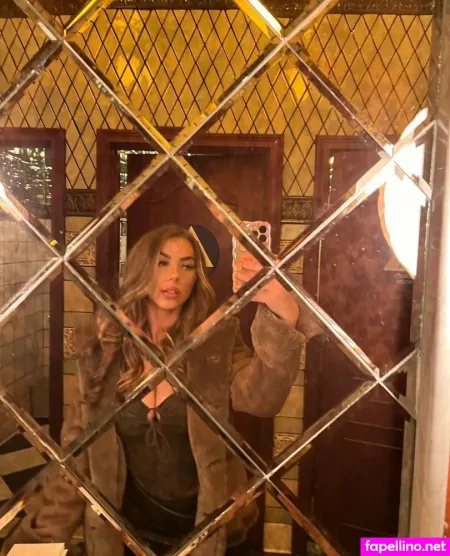 Sofiarosefree OnlyFans Thumbnail #FDWWExxNNw