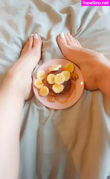 Sofiastoes OnlyFans Thumbnail #AT3WFG9y59