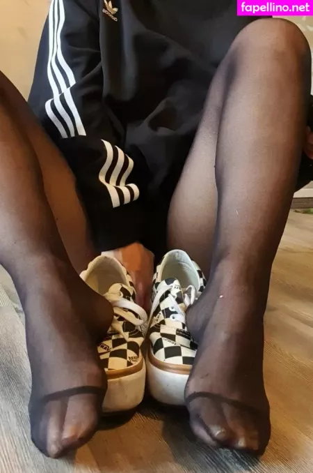 Sofiastoes OnlyFans Thumbnail #IvFvLX4Yaz