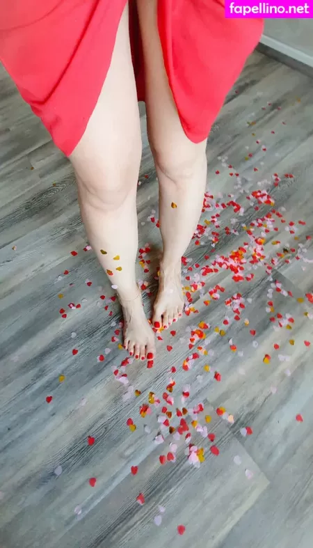 Sofiastoes OnlyFans Thumbnail #ca6nW3By0V