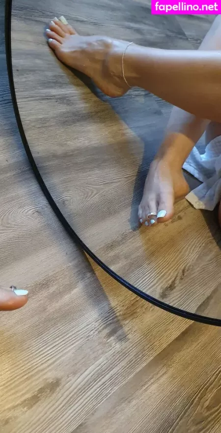 Sofiastoes OnlyFans Thumbnail #z4KZqhXyGZ