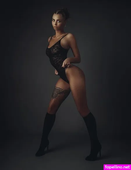 Sofie Johansen OnlyFans Thumbnail #inTJAs9z27