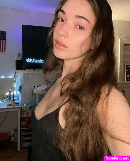 Sofie Kay Sofieekayy Main Profile Photo