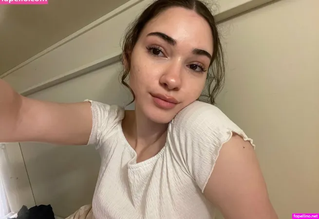 Sofie Kay Sofieekayy OnlyFans Thumbnail #WLiMSkxuSs