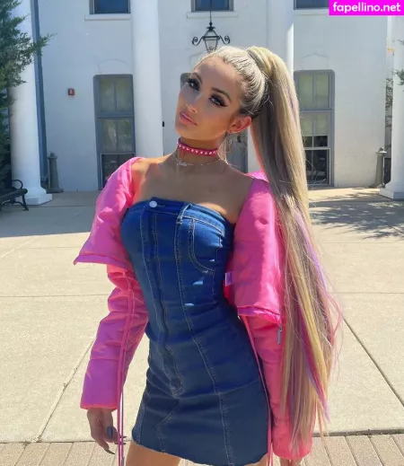 Sofie Sanfilippo OnlyFans Thumbnail #BpULCRJhN6