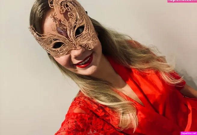 Sofie Von Loewenturm OnlyFans Thumbnail #bbD3fBNpB9