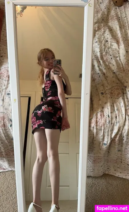 Sofiefields OnlyFans Thumbnail #UR5iGGysrK