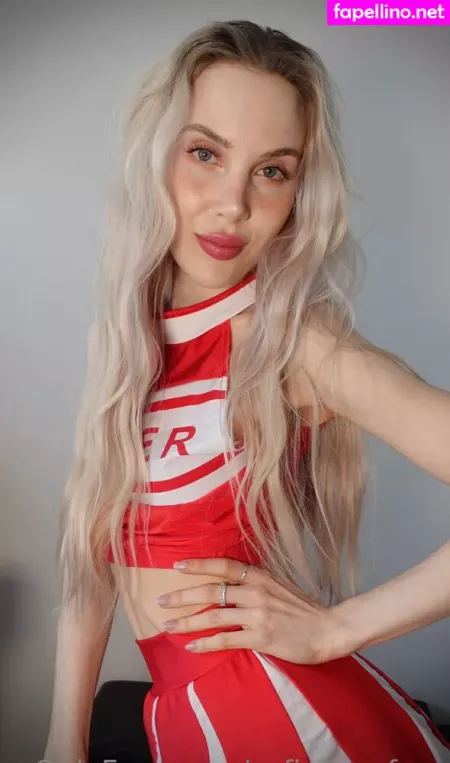 Sofieskyefree OnlyFans Thumbnail #i8ZXna1MNf