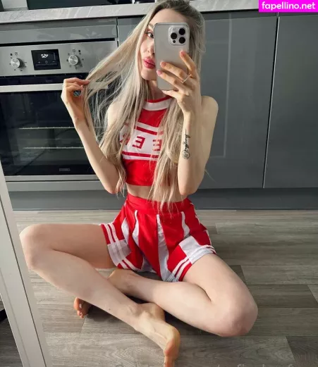 Sofieskyefree OnlyFans Thumbnail #tkxmHU2p8Q